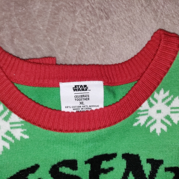 Star Wars | Yoda Mandalorian Red & Green Snowflake Christmas Sweater Size XL - Picture 3 of 14